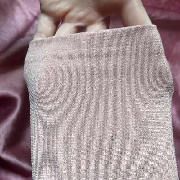 Tie Back Crop 🌼 - Picture 3 of 3